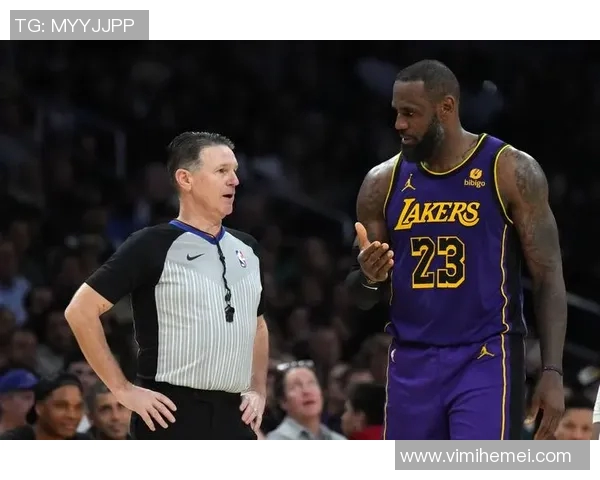 湖人对决篮网精彩回顾:明星球员表现与比赛亮点分析 湖人对决篮网精彩回顾:明星球员表现与比赛亮点分析